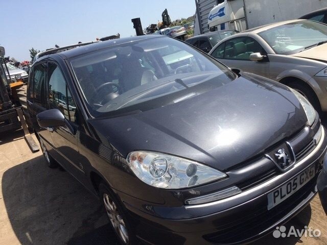 Разбор на запчасти Peugeot 807