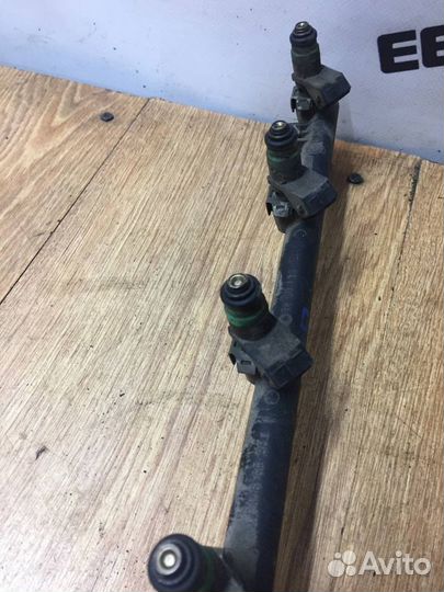 Топливная рейка Renault Sandero