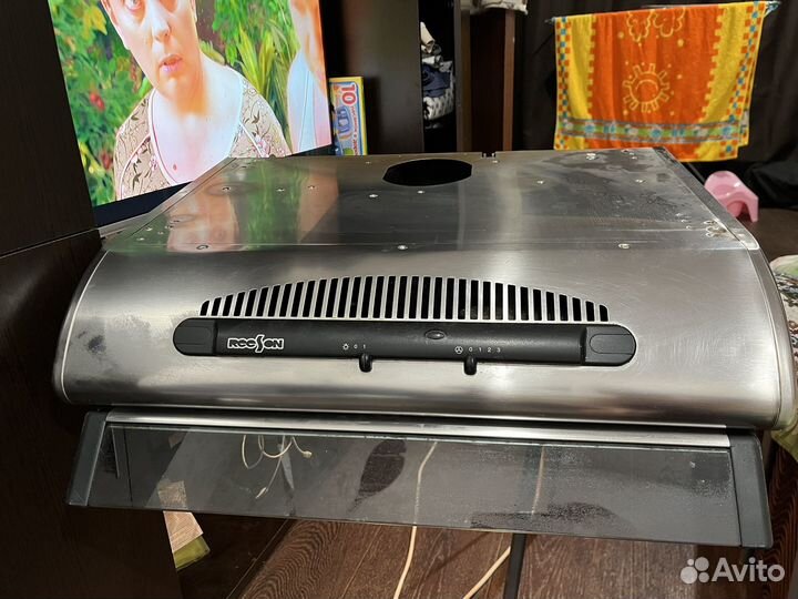 Кухонная вытяжка бу