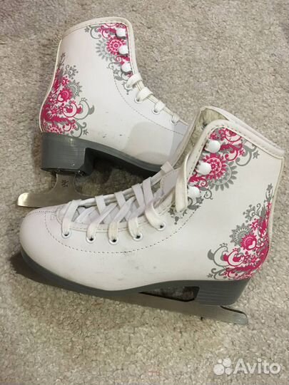Коньки фигурные 32, 33-34 размер