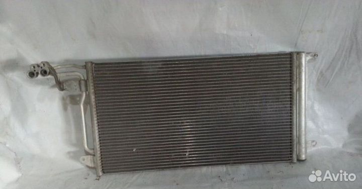 Радиатор кондиционера Volkswagen Polo MK5 2011