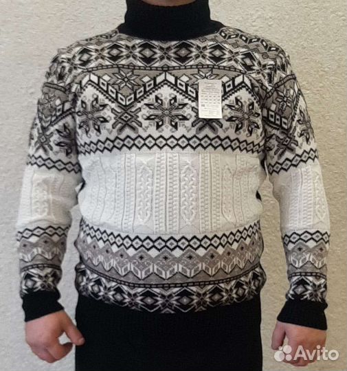 Свитер новогодний