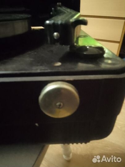 Проигрыватель пластинок - винтажный