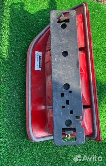 Фонарь задний правый Mercedes Sprinter 2.2 дизель