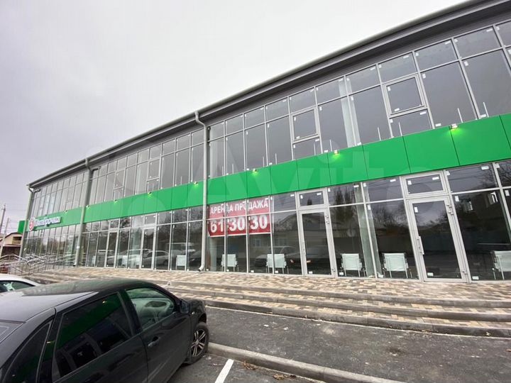 Свободного назначения, 740 м²