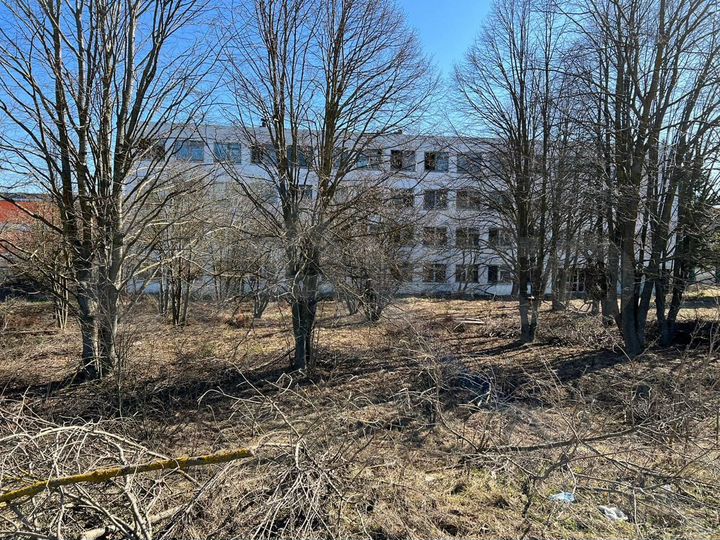 Здание, 2762.1 м²