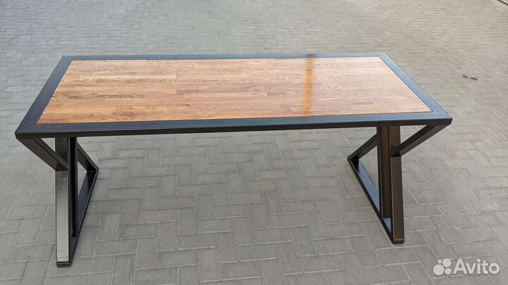 Стол в беседку