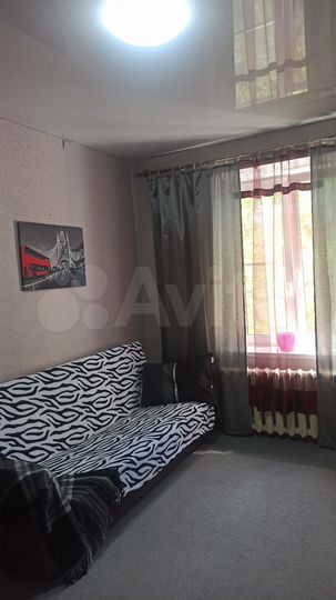 Комната 16 м² в 9-к., 3/4 эт.