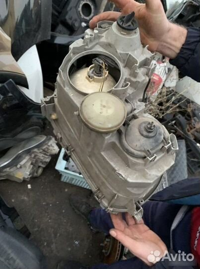 Фара левая Mercedes C W203