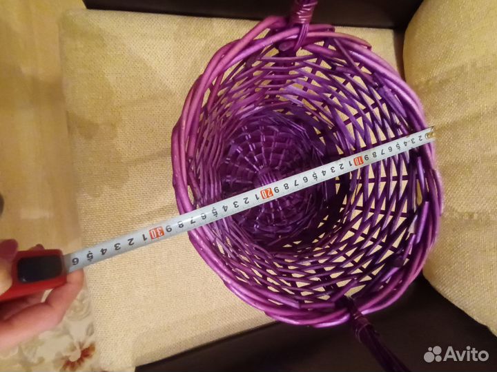 Корзина плетеная для цветов (подарков) б/у