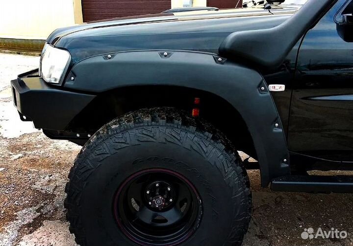 Силовые Расширители арок на Nissan Patrol Y61