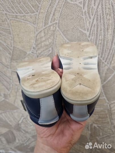 Сандалии детские 22 размер