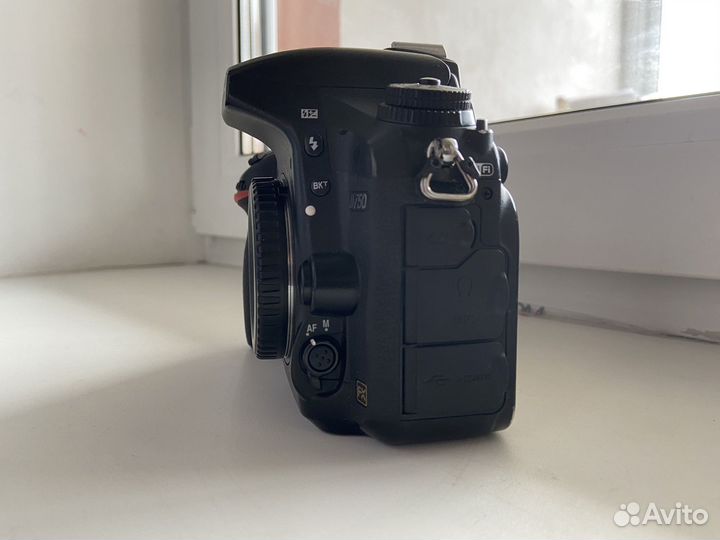 Зеркальный фотоаппарат Nikon D750
