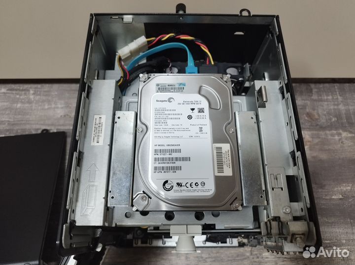 Сервер HP ProLiant MicroServer G7 N54L