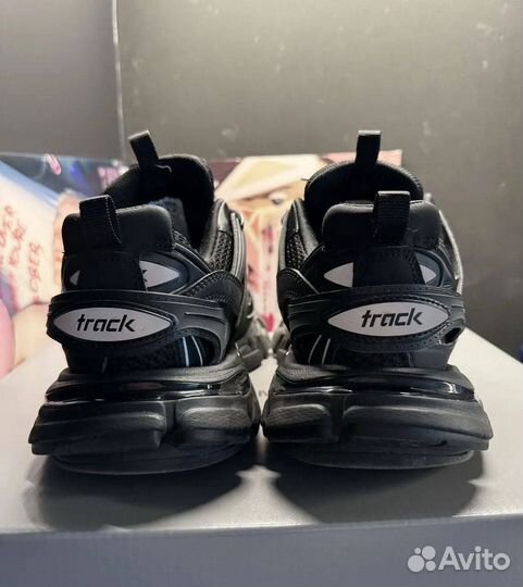 Balenciaga track 1