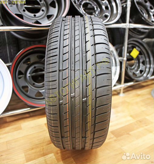 Triangle TH201 215/45 R17 91W