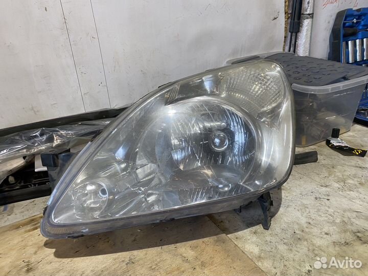 Фара opel zafira b