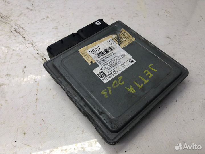 Блок управления двигателем Volkswagen Jetta 6 1.8