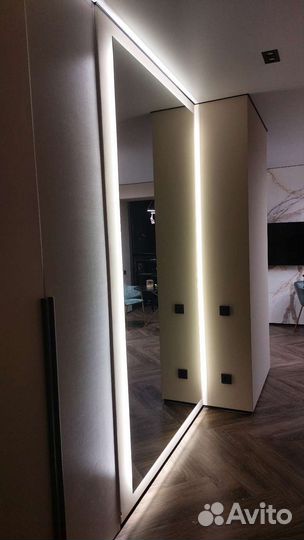 Зеркало с подсветкой на заказ