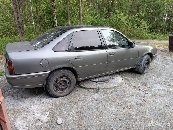 Opel Vectra 1.6 МТ, 1990, 299 999 км
