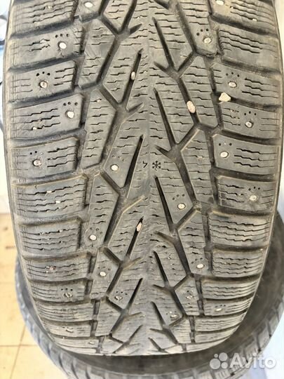 Nokian Tyres Hakkapeliitta 7 235/50 R18