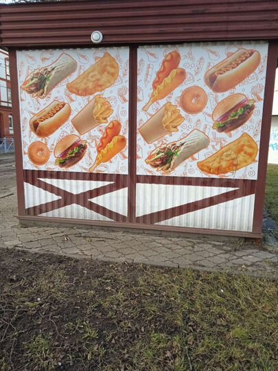 Торговая площадь, 14 м²