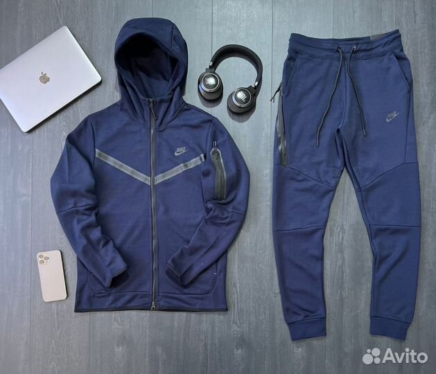 Спортивный костюм Nike