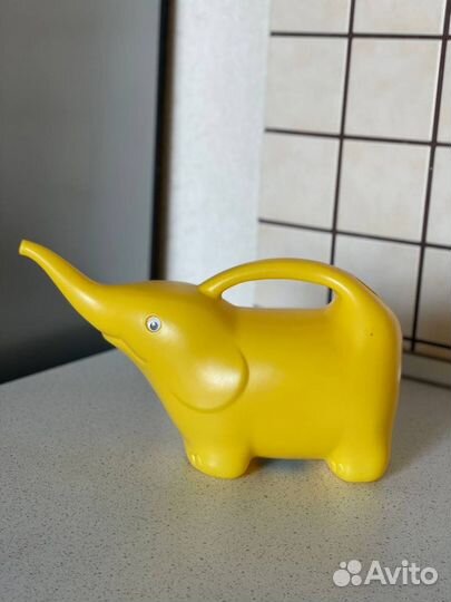 Лейка садовая