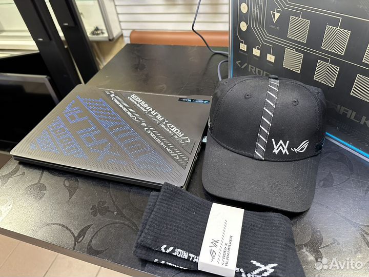 ROG Assu Zephyrus G14 Alan Walker Special Edition