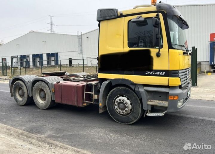 Pазбираем грузовик Mercedes-Benz Actros MPI 1996-2