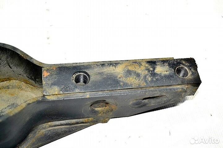 Кронштейн кабины, передний правый mercedes-benz Ac