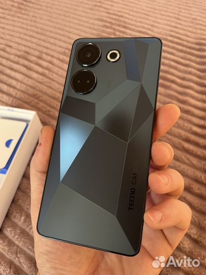 TECNO Camon 20 Pro, 8/256 ГБ