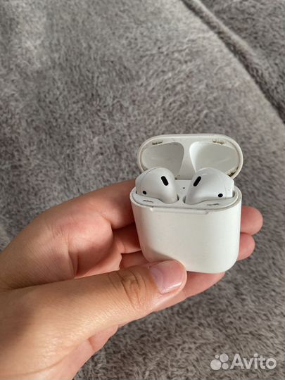 Airpods 2