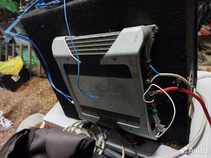 Сабвуфер и усилитель в машину