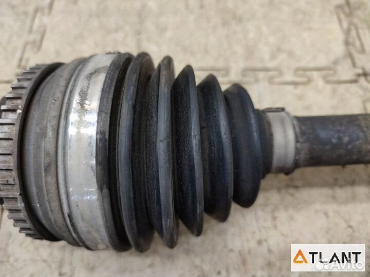 Привод передний правый toyota sienta