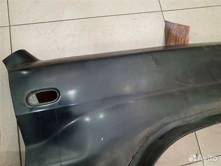 Крыло переднее правое Mitsubishi Pajero iO 1998-2
