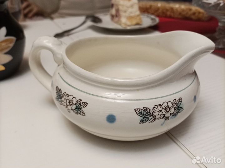 Молочник соусник сливочник б/у