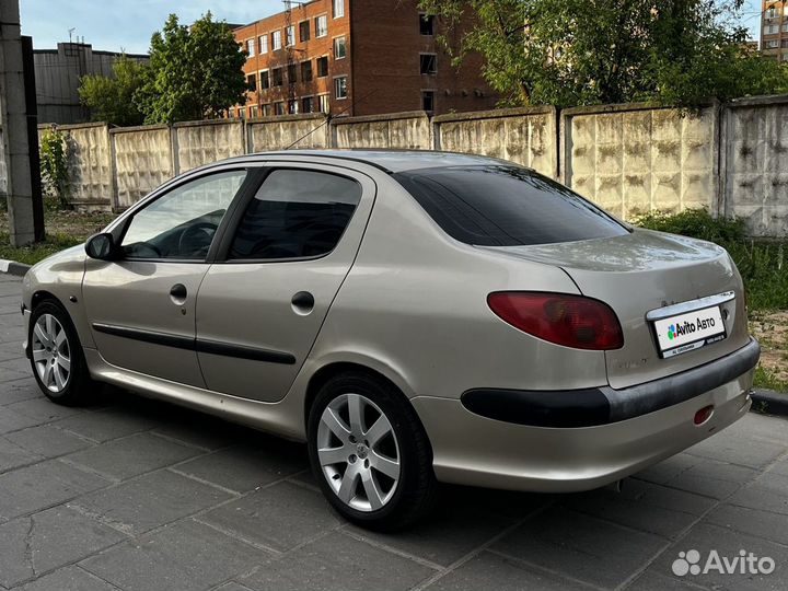 Peugeot 206 1.4 МТ, 2007, 165 000 км