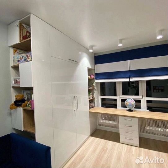 Шкаф стенка