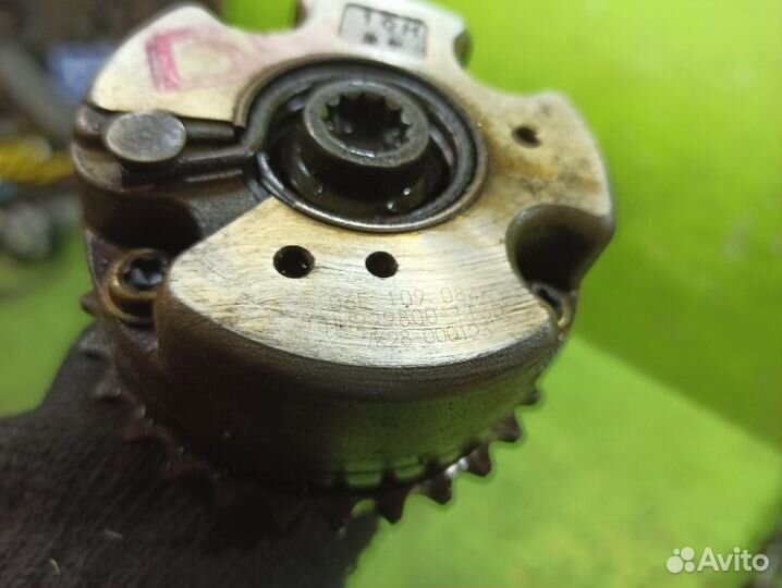 Распредвал Audi Q7 4L 4.2 BAR 2008