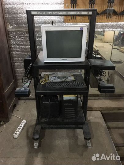 Стенд сход развал