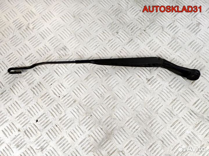 Дворник левый Nissan Primera P12 28881AU312
