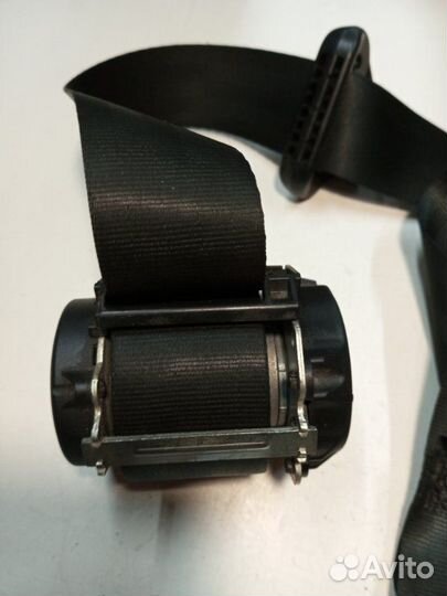 Ремень безопасности передний правый Renault Logan