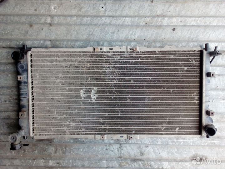 Радиатор охлаждения Mazda 626 GF