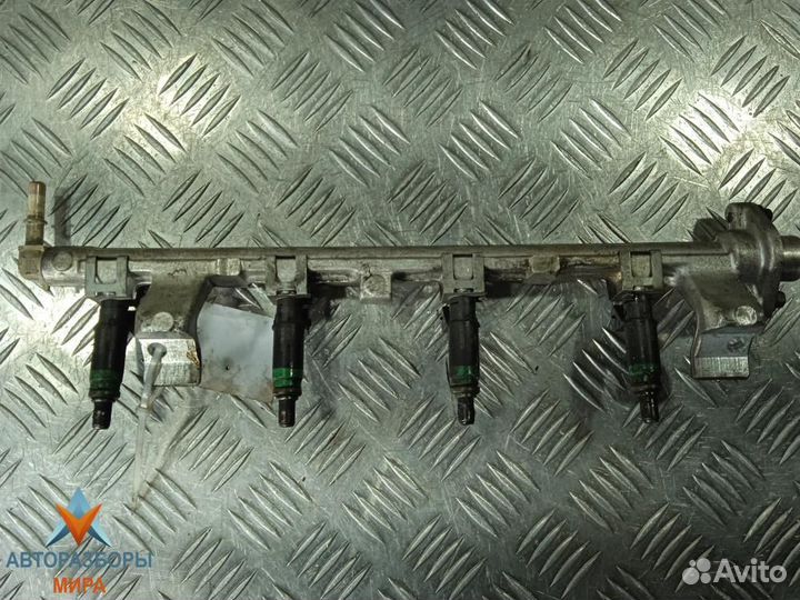 Топливная рампа Ford Focus 2 2007 4M5G-9H487