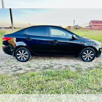 Kia Rio 1.6 MT, 2015, 153 000 км, с пробегом, цена 940 000 руб.