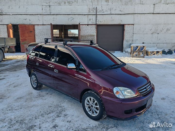 Toyota Nadia 2.0 AT, 2000, 270 000 км