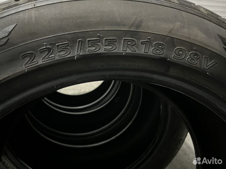 Kumho Crugen Premium KL33 225/55 R18 98V