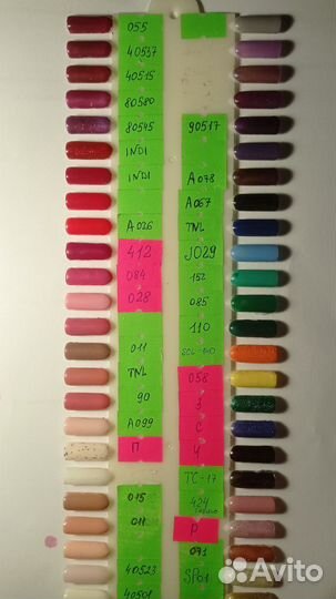 Лаки и стразы