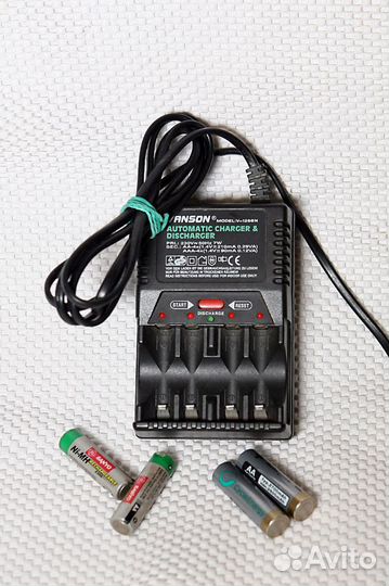 Зарядное устройство для батареек Vanson V-1268N